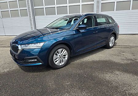 Skoda Octavia Combi Ambition, 6 Gang, LED,5J. Garantie