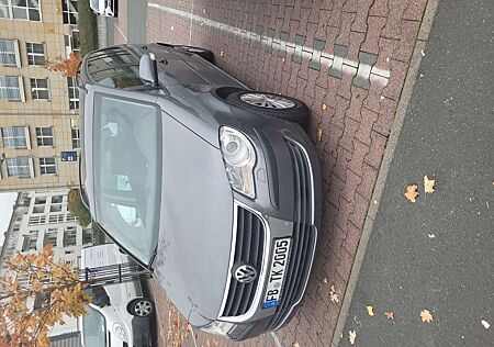 VW Touran Volkswagen Conceptline