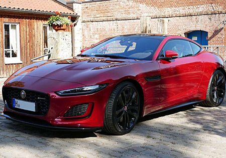 Jaguar F-Type P300 Coupe R-Dyn Black Pano 20"