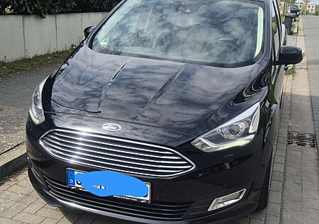 Ford Grand C-Max Titanium / Business