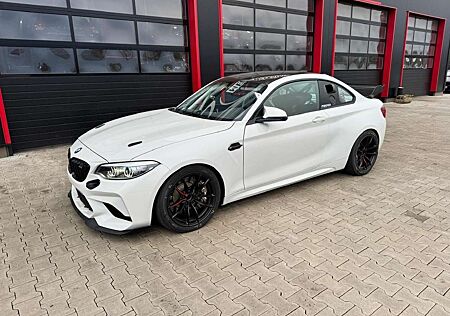 BMW M2 CS Racing Rennwagen Rennauto