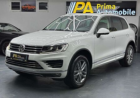 VW Touareg Volkswagen 3.0 TDI Terrain Tech 4Motion R-Line