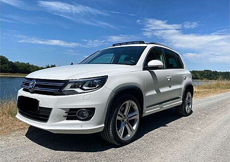 VW Tiguan Volkswagen 2.0 TDI DPF 4Motion DSG Sport
