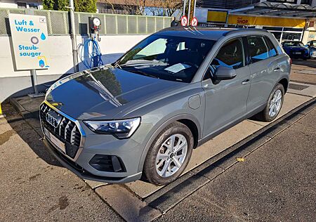 Audi Q3 45 TFSI e basis, Virtual, S-L-Interieur, Kamera.