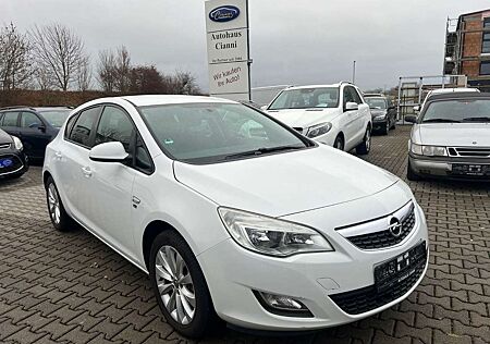 Opel Astra J Lim. 5-trg. 150 Jahre ** TÜV NEU **