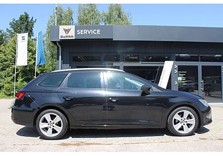 Seat Leon Sportstourer 2.0 TDI FR LED. Navi. SHZ. PDC.