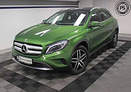 Mercedes-Benz GLA 180 CDI 7G NAVI PANO XENON KAMERA TEMP 2.HD