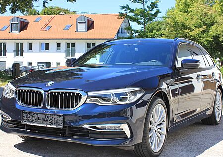 BMW 520d 520 xDrive Touring Aut. Luxury Line Pano RFK HUD