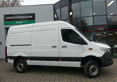 Mercedes-Benz Sprinter 319 CDI Kasten 4x4 L2H2 9GAUT/MBUX/LED/AHK/KAM