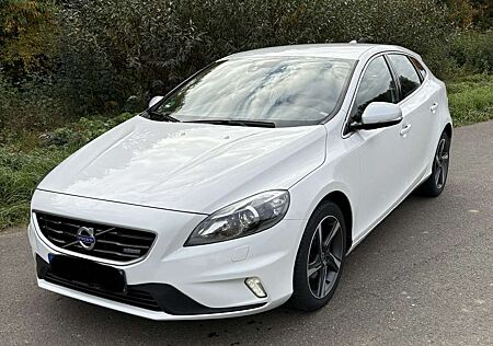 Volvo V40 T3 Kinetic R-Design
