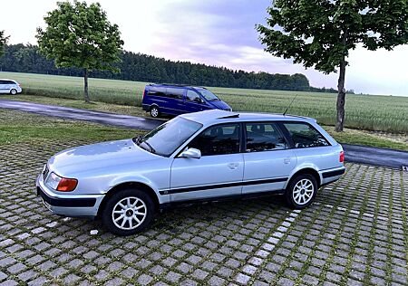 Audi 100 Avant 2.8 E