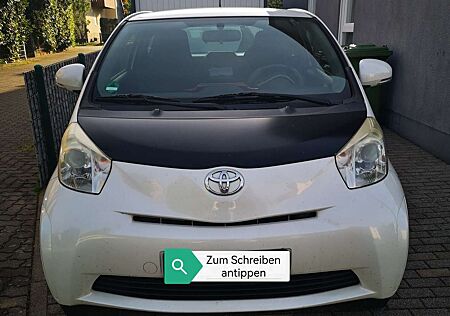 Toyota iQ 1.0