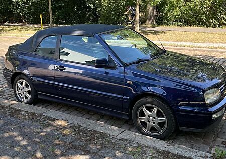 VW Golf Cabriolet Volkswagen Cabrio 1.9 TDI Classic Edition