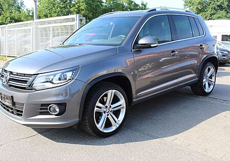 VW Tiguan Volkswagen R-Line