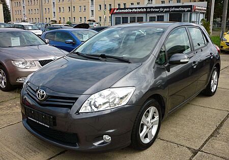 Toyota Auris 1.6 Life nur 93tkm...! Klima...! AHK...!