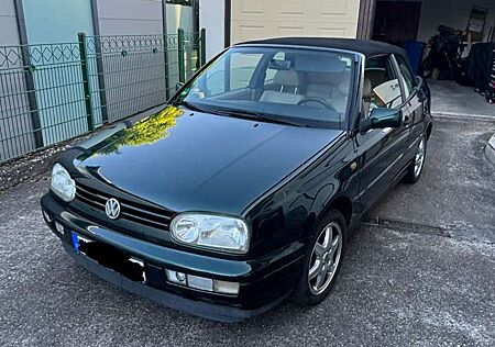 VW Golf Cabriolet Volkswagen Cabrio 1.6 Classic Edition