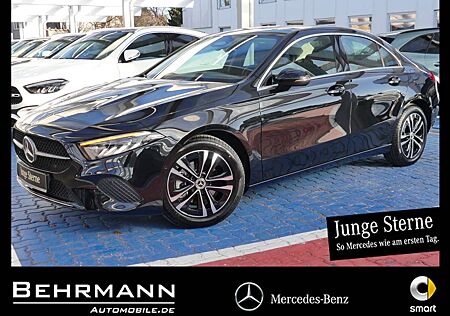 Mercedes-Benz A 180 Limousine Progressive +Panorama+R-Kamera++