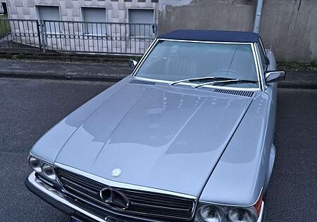 Mercedes-Benz SL 380 Roadster
