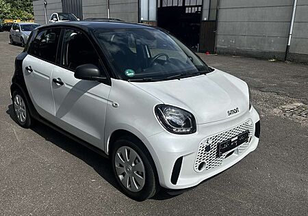 Smart ForFour electric drive /EQ, weiß metalik