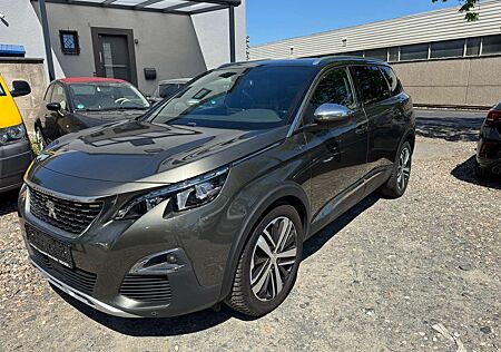 Peugeot 5008 GT Line ACC Automatik LED 7 Sitzer Scheckheft