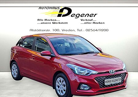 Hyundai i20 / AHK abn. 75 KG Stützl. / wenig KM