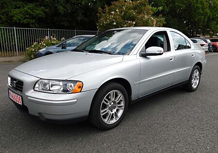 Volvo S60 Lim. Bi-Fuel Kinetic/TUV 06.2027