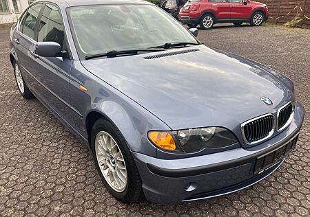 BMW 320i 320 , 100tkm!, 2.Hand, Liebhaberfahrzeug.