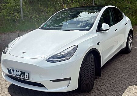 Tesla Model Y Long Range Dual Motor AWD