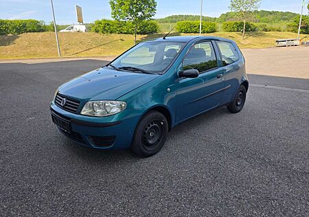 Fiat Punto 1.2 8V Active Clima TÜV 03/2027