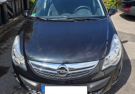 Opel Corsa 1.4 Edition 150 Jahre