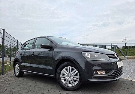 VW Polo Volkswagen V Trendline Aus 1 Hand/Ganzjahr/erst. 14Tkm