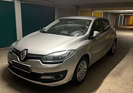 Renault Megane ENERGY TCe 130 Start & Stop Paris