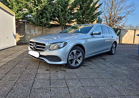 Mercedes-Benz E 220 d 4Matic T All-Terrain 9G-TRONIC Avantgarde
