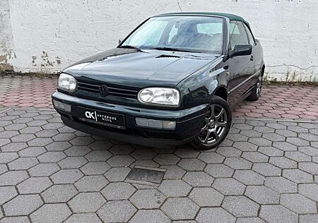 VW Golf Volkswagen .3 Cabriolet