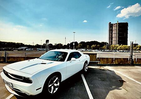 Dodge Challenger R/T V8
