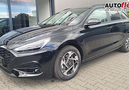 Hyundai i30 Kombi Family SW Family*Navi*LED*Shzg*Lhzg*PDC*C...