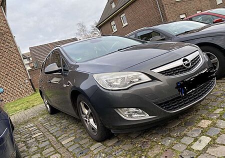 Opel Astra 1.7 CDTI DPF Sports Tourer Sport