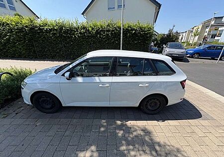 Skoda Fabia Combi 1.0 TSI Active