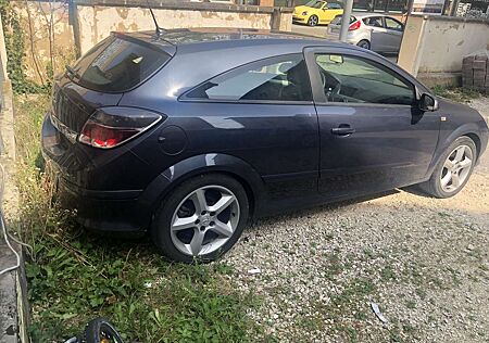 Opel Astra GTC 2.0 Turbo Sport