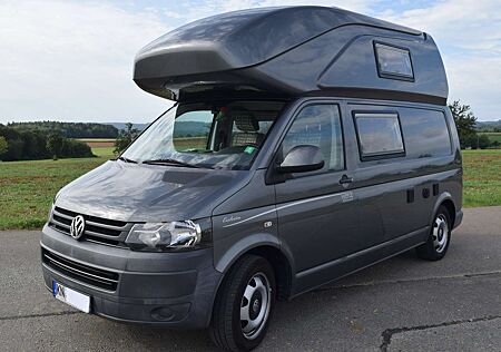 VW T5 Volkswagen Camper / Wohnmobil mit festem Hochdach