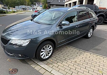 Skoda Superb Combi Ambition 1.Hand,PDC,SHZ,Klimaautoma