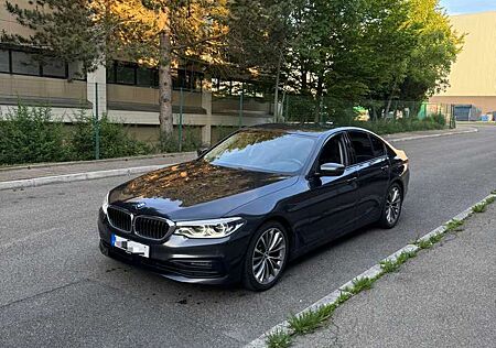 BMW 530 Aut. Sport Line *TÜV Neu*Neue Winterreifen*