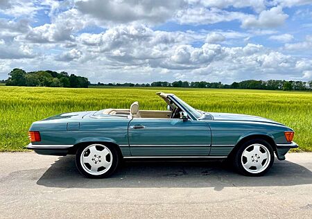 Mercedes-Benz SL 560