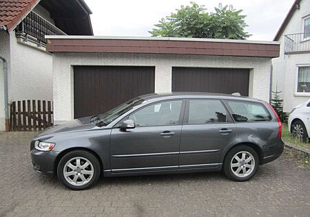 Volvo V50 Kombi 1.8 Momentum II.Hand/TüV-NEU/TOP!!!