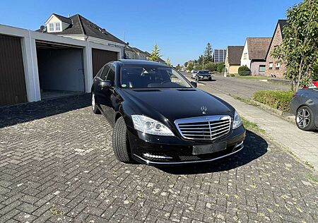 Mercedes-Benz S 350 L 4Matic BlueEFFICIENCY 7G-TRONIC
