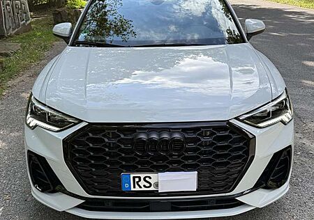 Audi Q3 35 TFSI S line