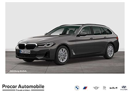 BMW 520 d Touring AHK Pano DA Prof PA H/K DAB LED