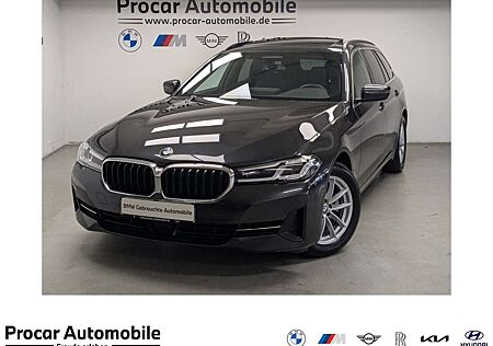 BMW 520 d Touring AHK Pano DA Prof PA H/K DAB LED