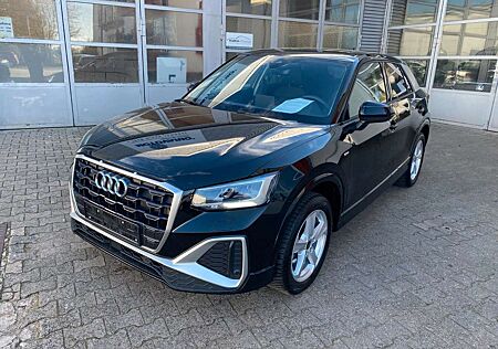 Audi Q2 30 TFSI S line Navi Tempom. LED PDC