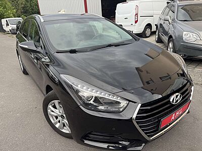 Hyundai i40 blue Trend/Kamera/Navi/Temp/SHZ/Klima/PDC/Alu/USB